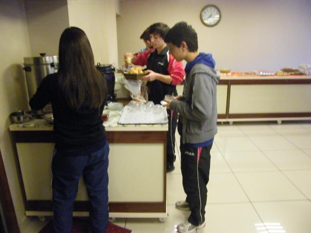 Egemen Hotel Mersin  Buitenkant foto